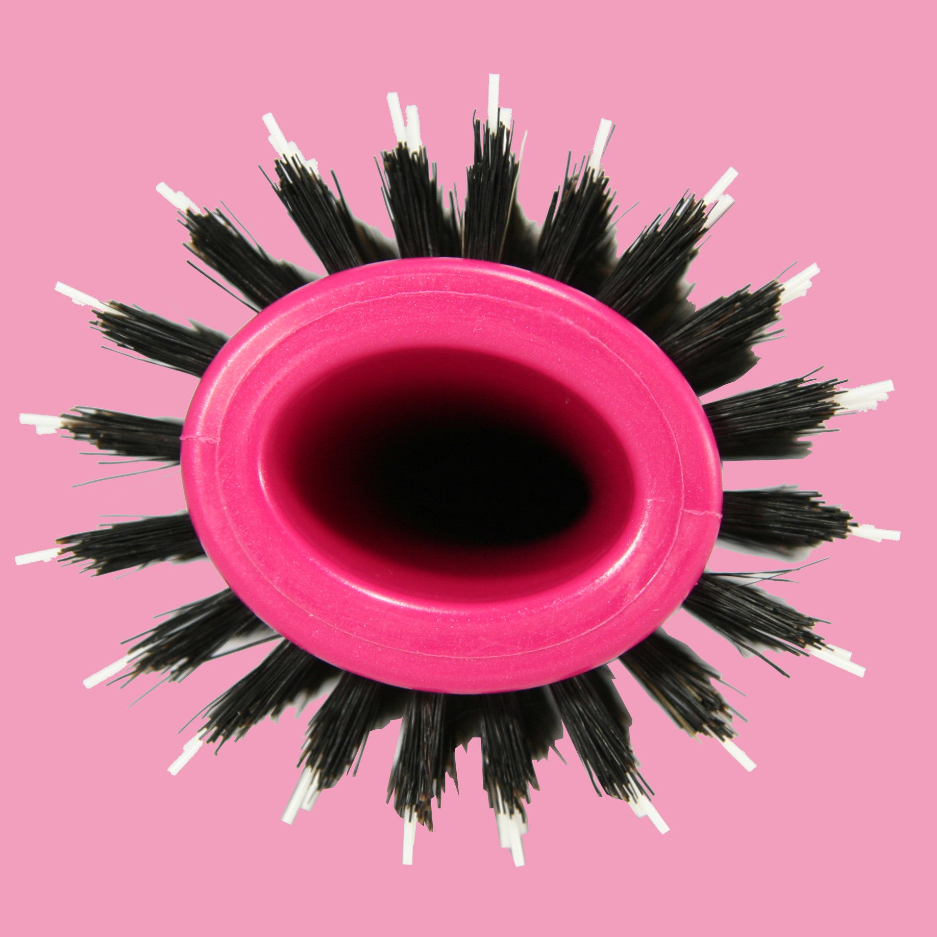 Hourglass Oval Styling Brush