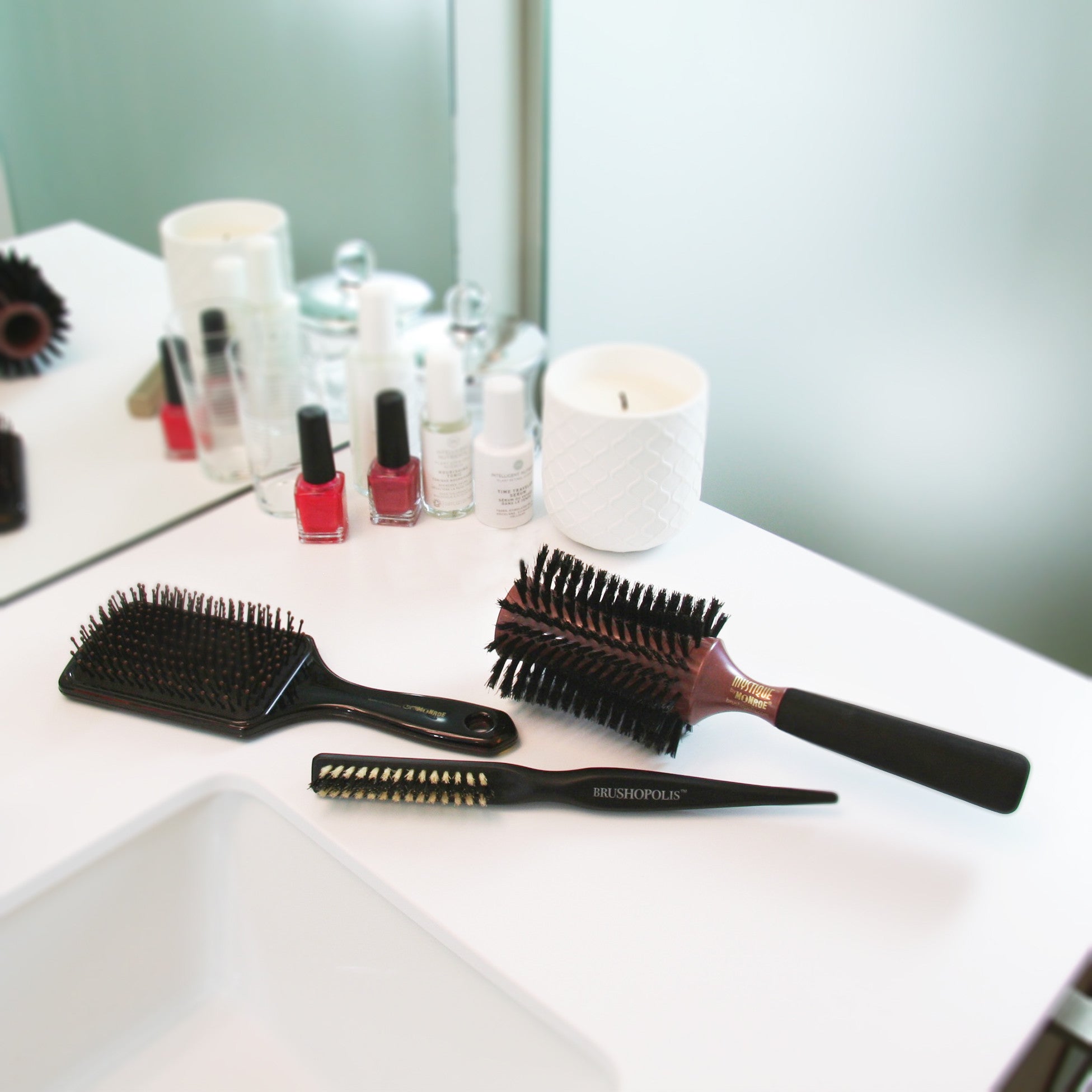 The Pro Black Brush | Professional Detangling Hairbrush | The Knot Dr.